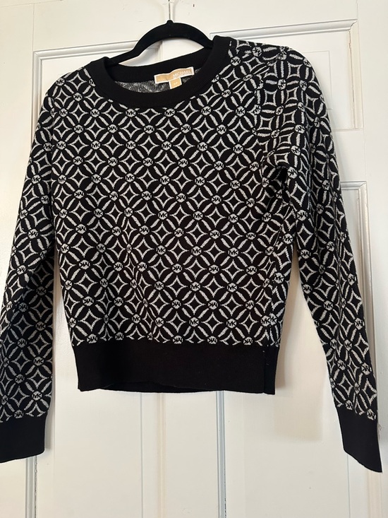 Michael Kors Sweaters - Michael Kors Women's Black and Silver Geometric Pattern Sweater
